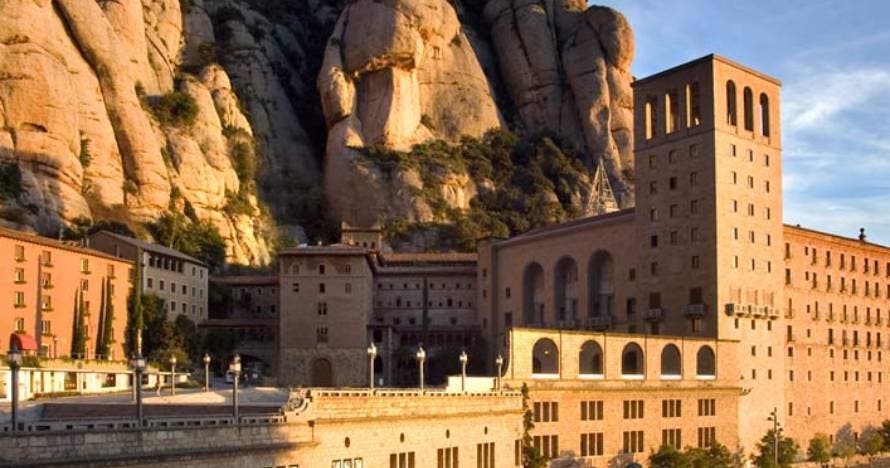 Montserrat desde Barcelona con Tren y Cremallera