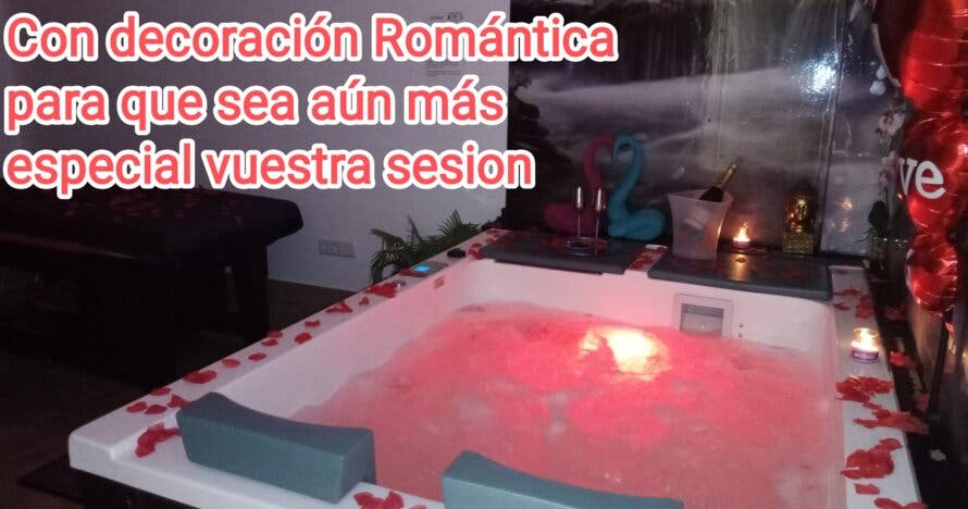 Experiencia romántica: jacuzzi, cena y relajación en pareja
