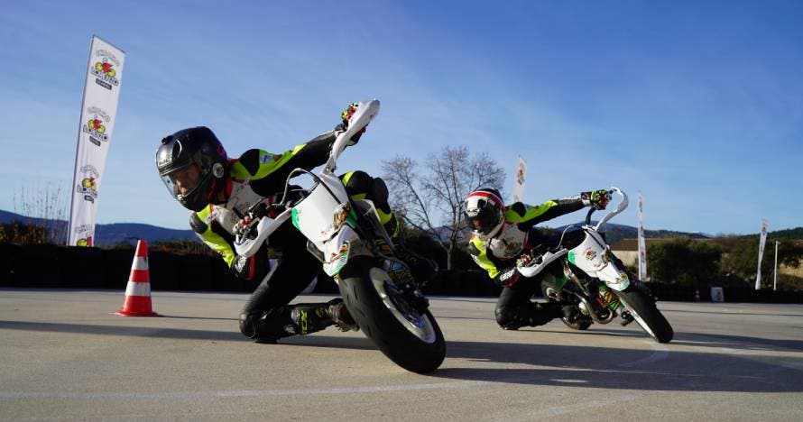 Pit Bike. Curso de técnicas de pilotaje experto. Domina tu moto.