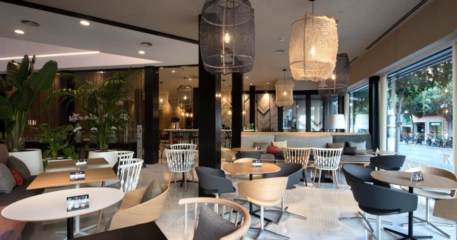 Gastronomía de altura y Cócteles con vistas panorámicas en Negresco 4*