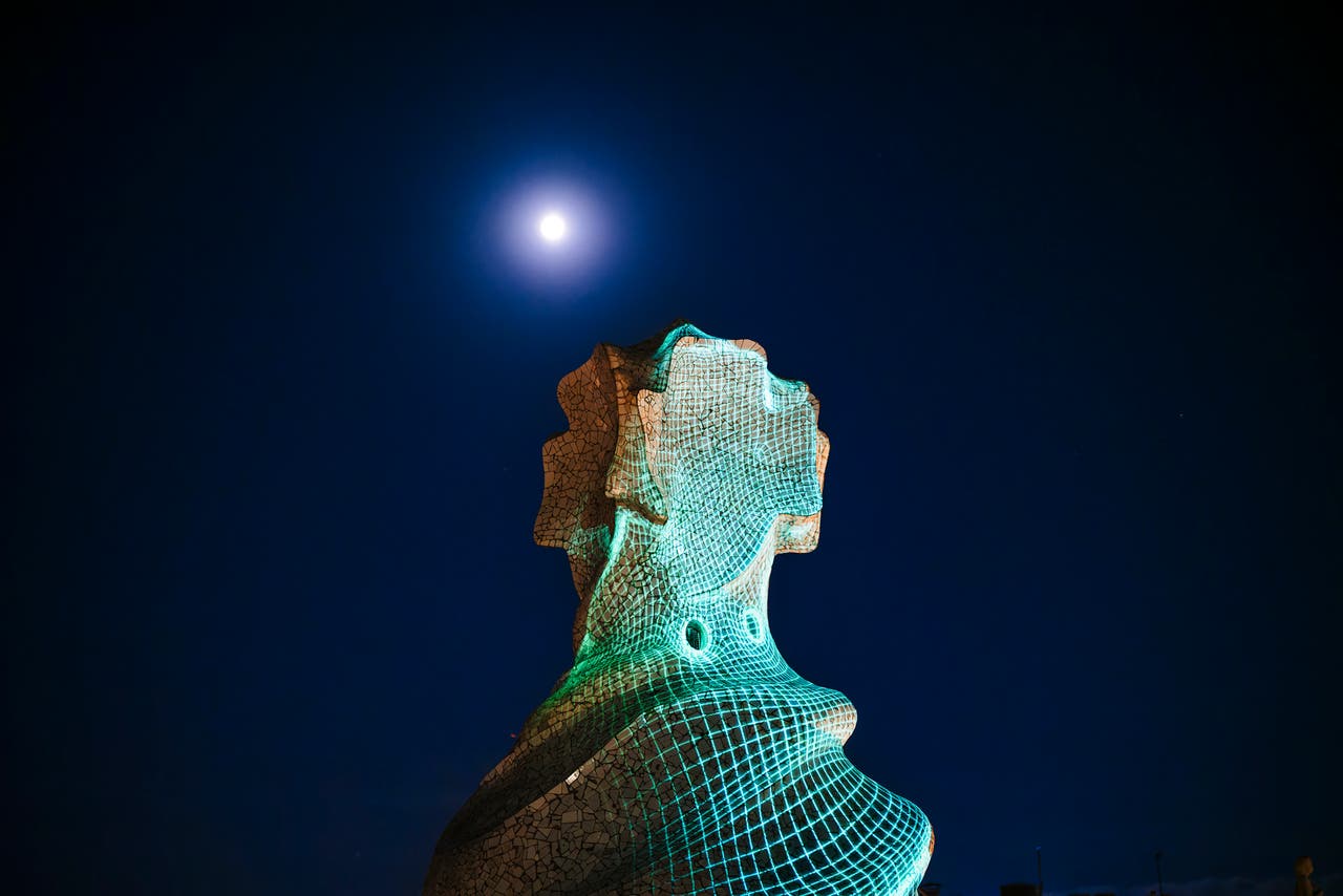 La Pedrera Night Experience