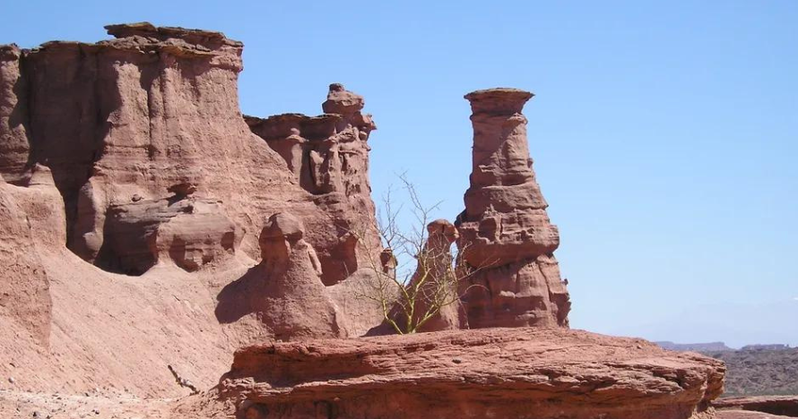 Parque Nacional Talampaya desde San Juan