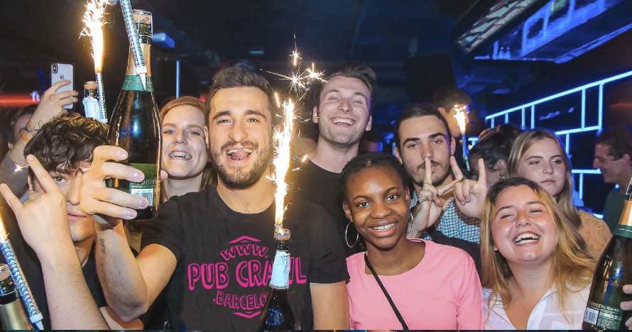Tour de Bares y Discotecas | Pub crawl Barcelona