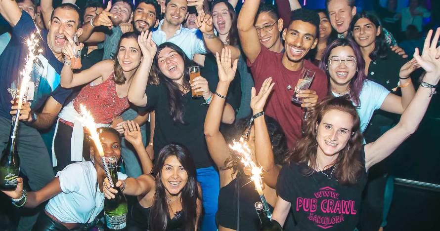 Tour de Bares y Discotecas | Pub crawl Barcelona
