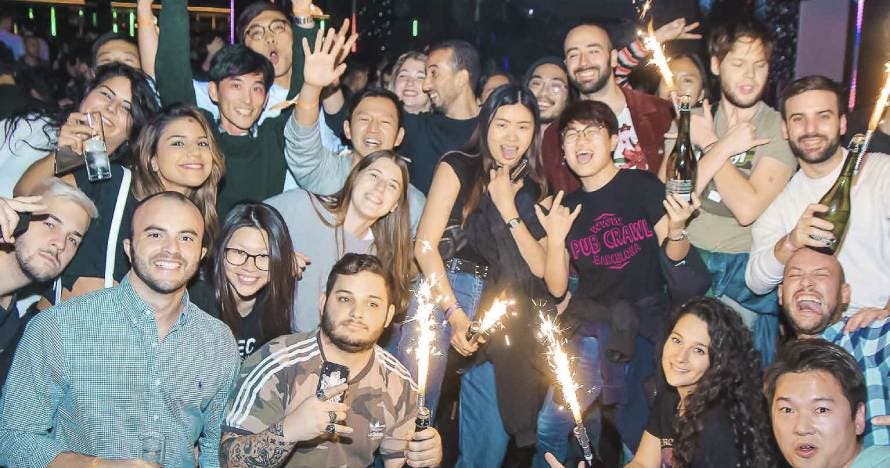 Tour de Bares y Discotecas | Pub crawl Barcelona