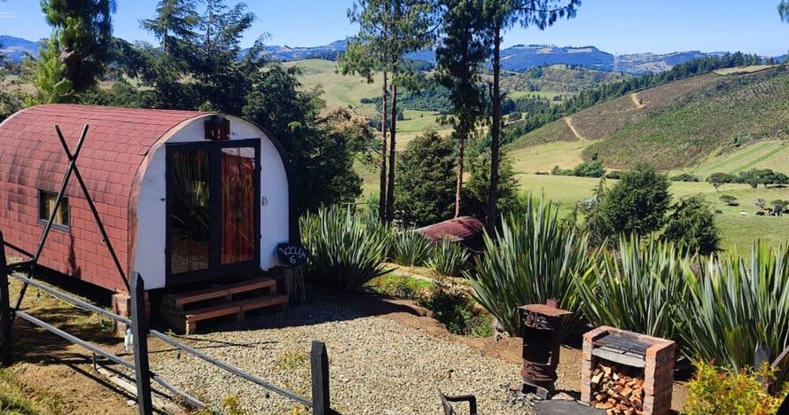 Noche de glamping para 2, desayuno y cabalgata o masaje
