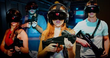 Sumrgete en la realidad virtual inmersiva multijugador