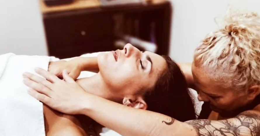 Rejuvenece tu rostro con un tratamiento facial revitalizante