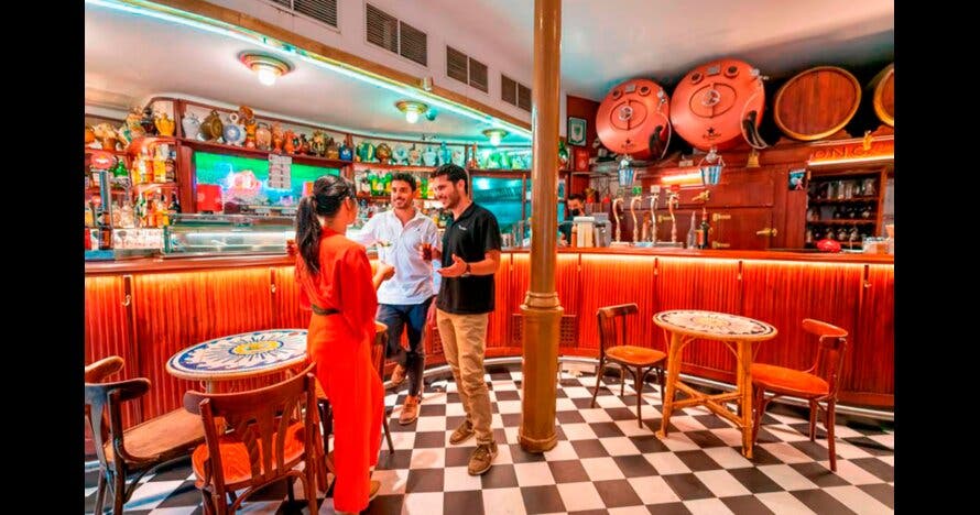Tour ciutat Vella, show de flamenco y cena de tapas en el Born