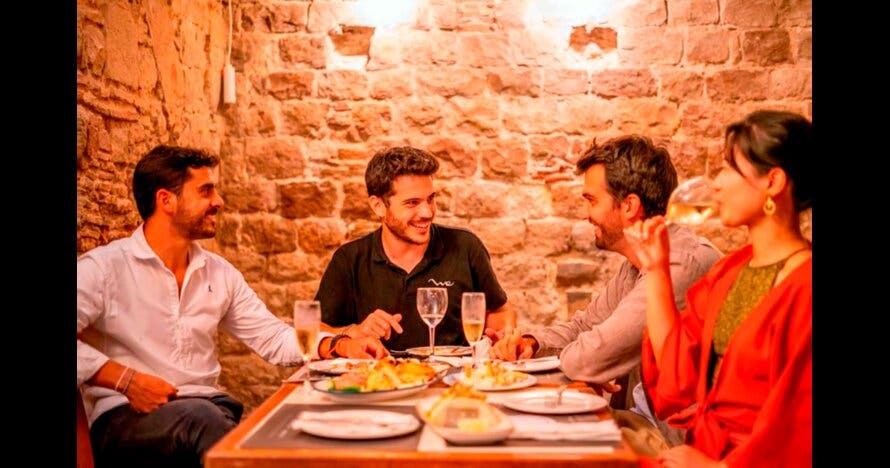 Tour ciutat Vella, show de flamenco y cena de tapas en el Born