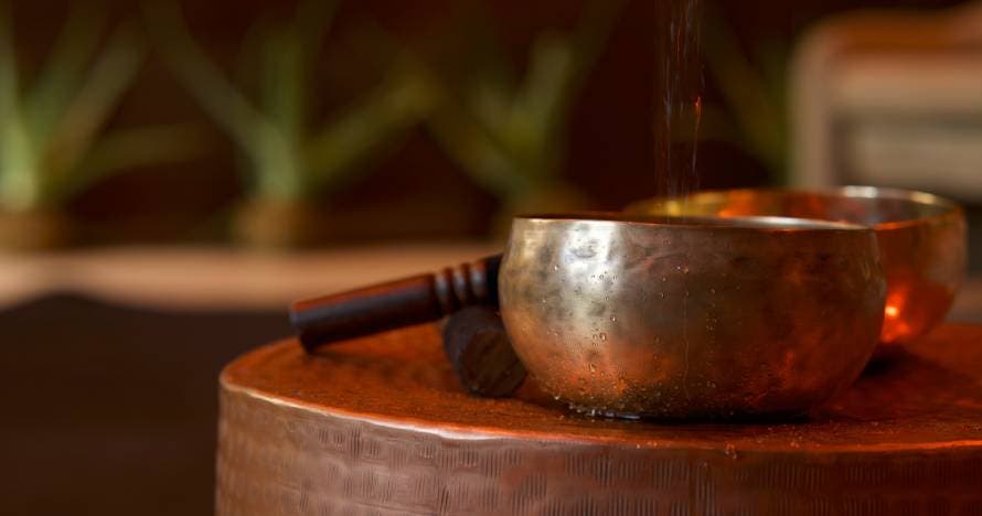 Masaje en pareja con piedras calientes de cobre y spa