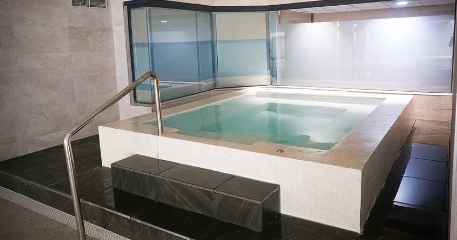 Relax histórico y lujo en el spa del Hotel Vil·la Romana