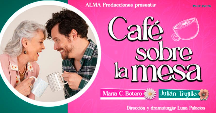 Café sobre la mesa
