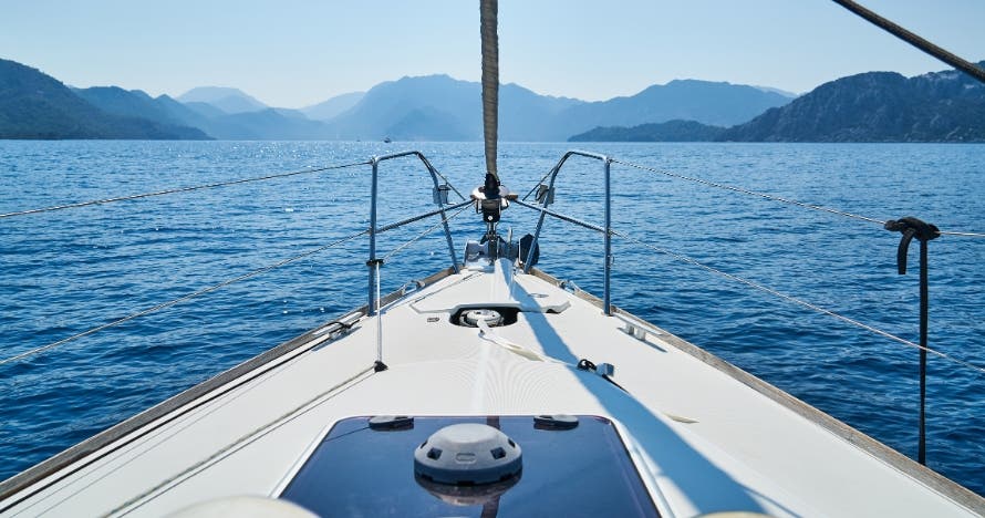 Salida en velero 2 horas por Barcelona