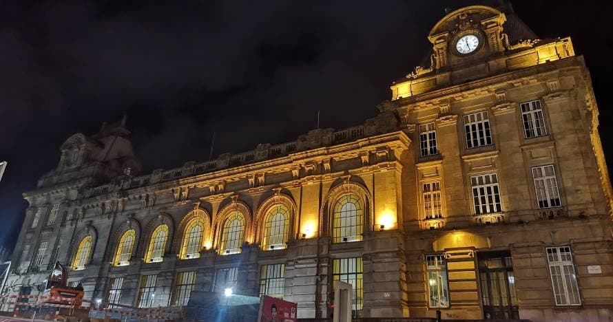 Free Tour Oporto, tradiciones, luces y paseo nocturno
