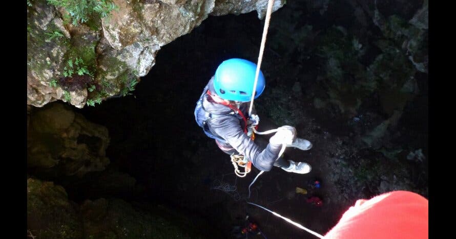 Espeleología Sima dels Geolegs