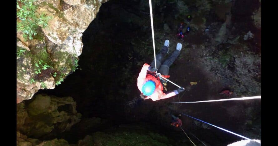 Espeleología Sima dels Geolegs