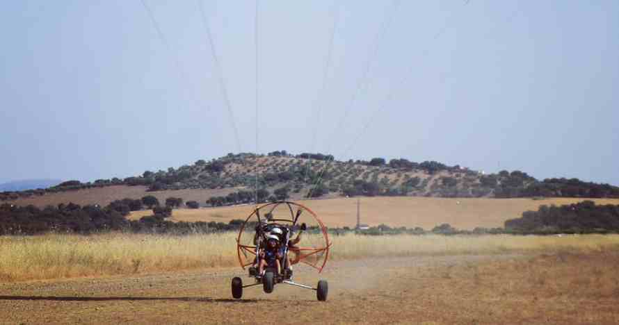 Vuelo a motor en Ronda