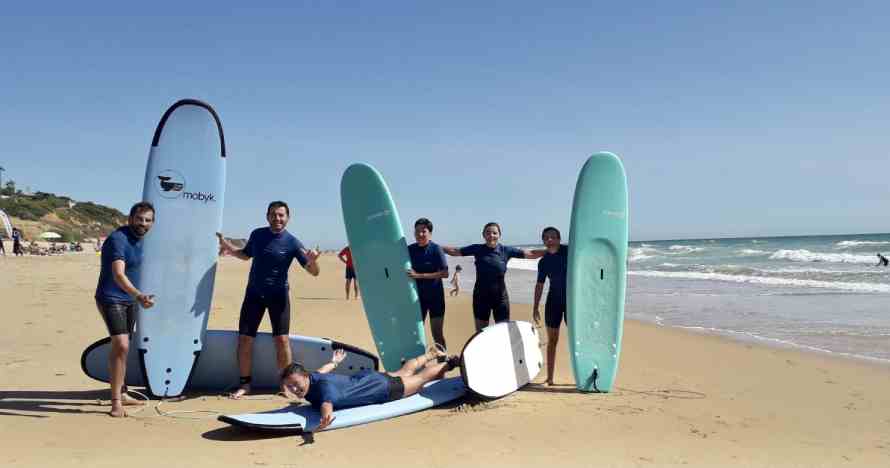 Curso de surf en Conil de la Frontera