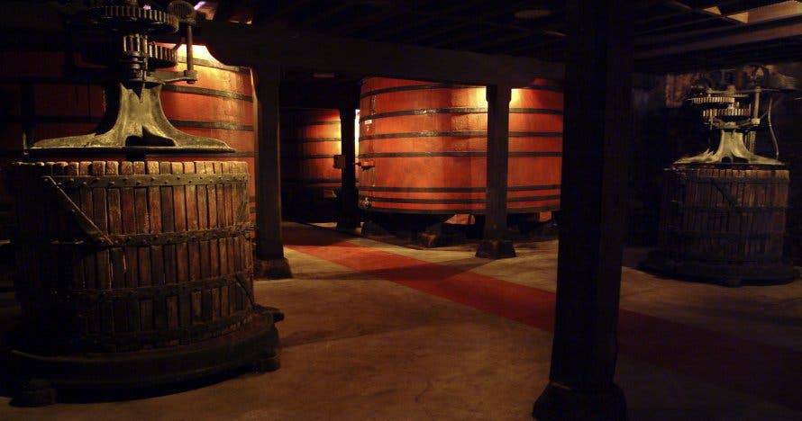 Descubre la esencia del vino en Bodegas Bilbainas con cata de 3 vinos