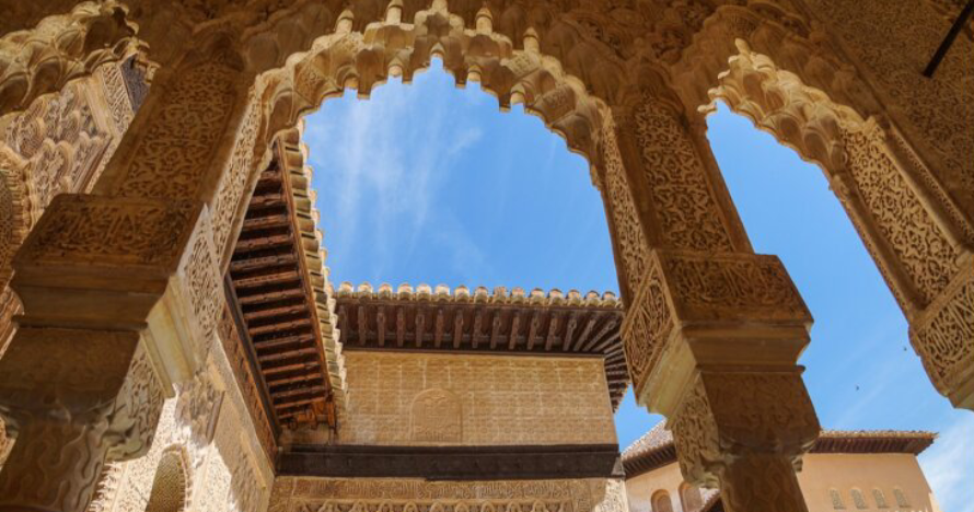 Adéntrate en la Alhambra, sin colas y con guía en grupo reducido