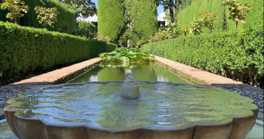 Adéntrate en la Alhambra, sin colas y con guía en grupo reducido