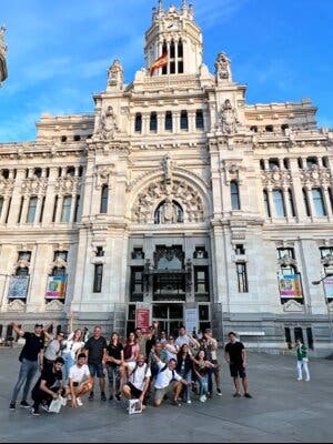 Retiro, Gran Vía, Cibeles, Puerta de Alcalá, Borbones y más