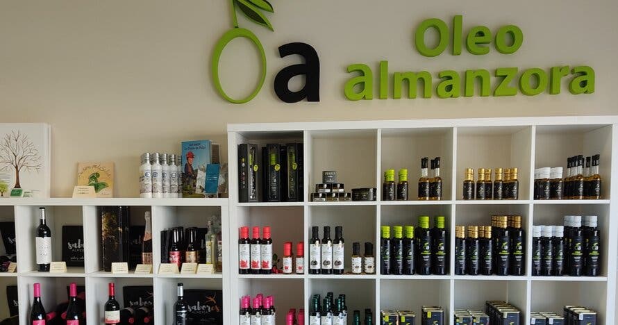 Visita guiada, degustación de AOVE, Geoda Gigante y mucho más