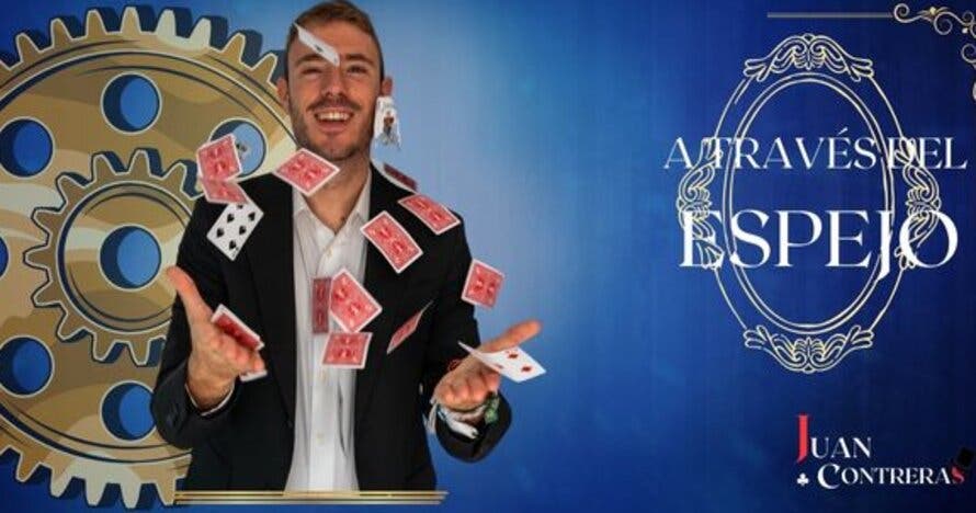 A través del espejo