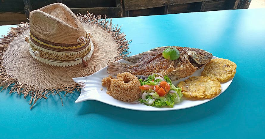 Alojamiento y pasadía en Barú, Jet Set Beach & hostal