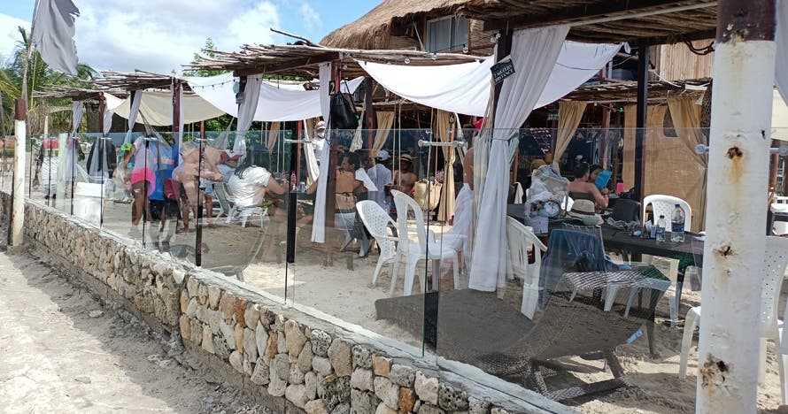 Margaritas Beach Club: tu destino de playa ideal