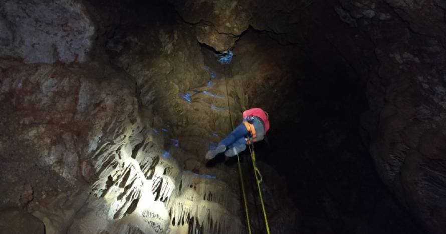 Espeleología Sima Joan Cabeza