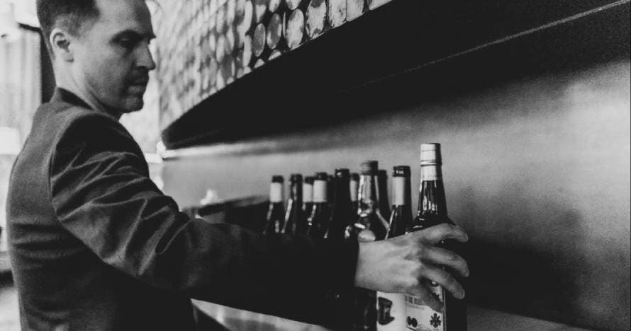 Disfruta del mundo del vino a ciegas a domicilio