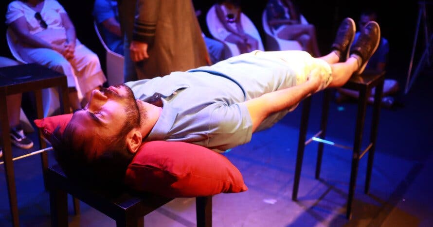 Hipnonautas, el show de hipnosis de Jorge Astyaro