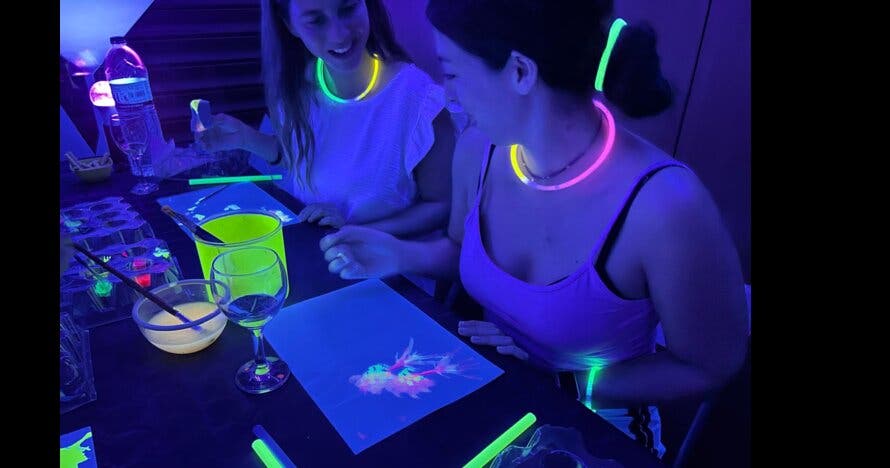 Arte, vino y texturas. Actividad multisensorial