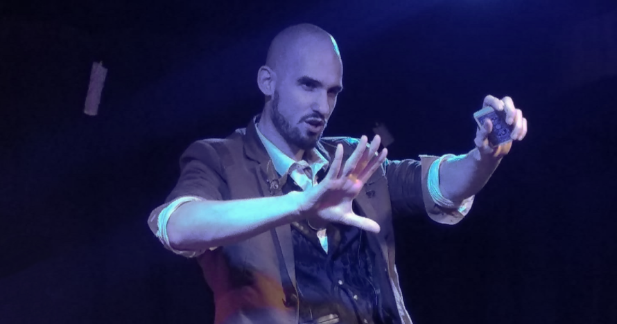 Magia por aquí, magia por allá