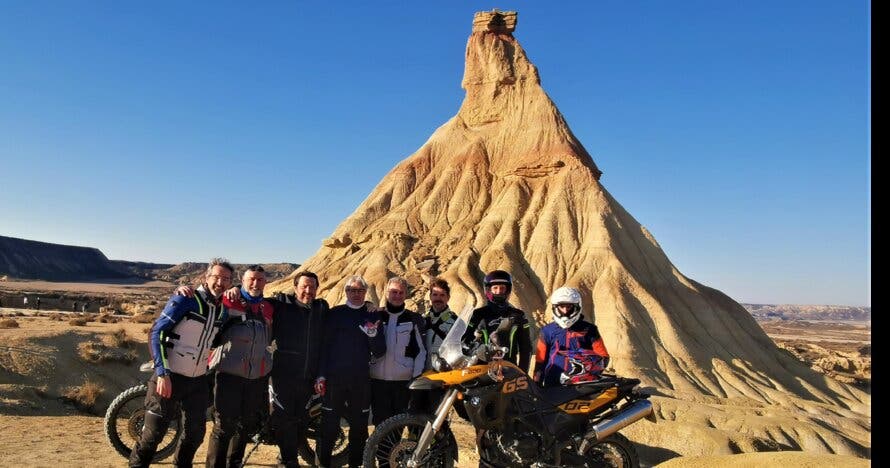 Ruta Bardenas en moto, alquiler sin carnet