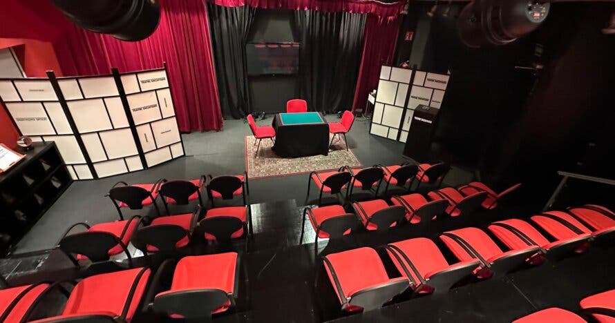 Ábrete Micro, miércoles de micro abierto con magia y comedia