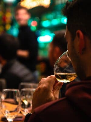 Cata de queso con maridaje de vinos