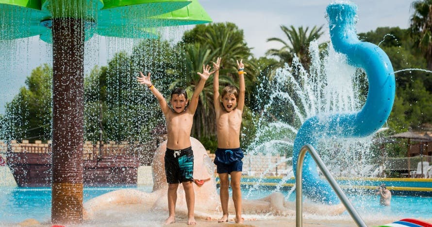 Aqualeon Water Park