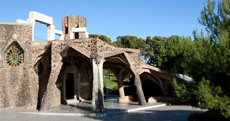 Colònia Güell - Visita a la Cripta y la Colonia Güell con audioguía