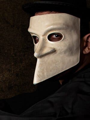 Escape Room Urbano por Salamanca: El Asesino de la Máscara
