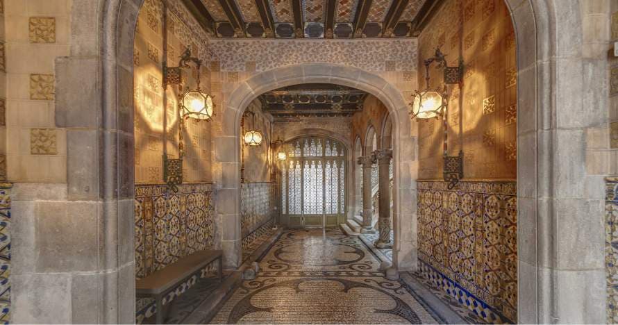 Visita guiada al Palau Baró de Quadras - Cases Singulars