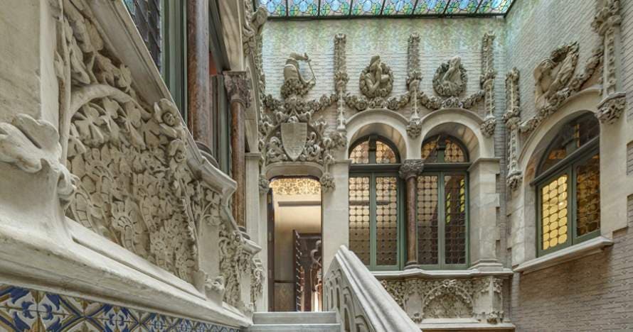 Visita guiada al Palau Baró de Quadras - Cases Singulars