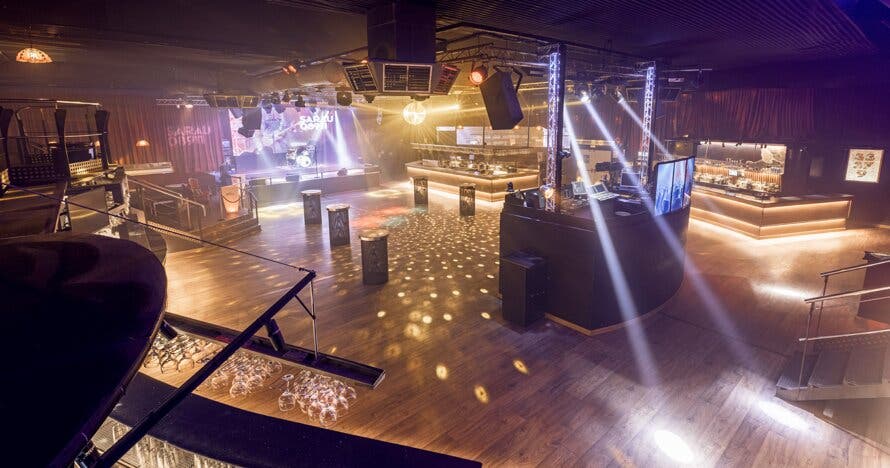 Tributo Bon Jovi en Sarau08911