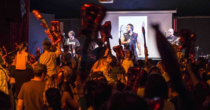 Kids Rock Family:  Uniendo Generaciones