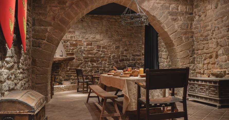 Descubriendo el pasado: una paseo por el castillo y el casco antiguo