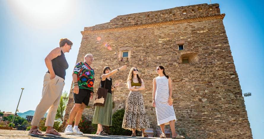 Descubriendo el pasado: una paseo por el castillo y el casco antiguo