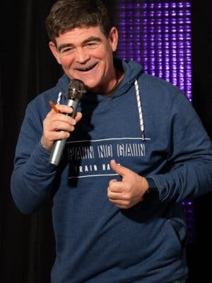 Julio Farnós en Platea