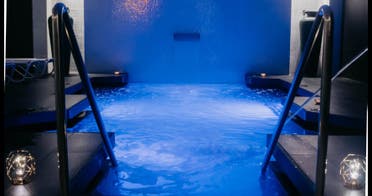 Experiencia Gastro: Spa con cava, opcin a masaje + Cena para dos